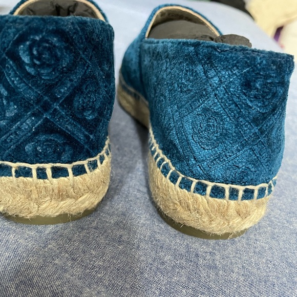 Chanel Espadrilles - Picture 4 of 8